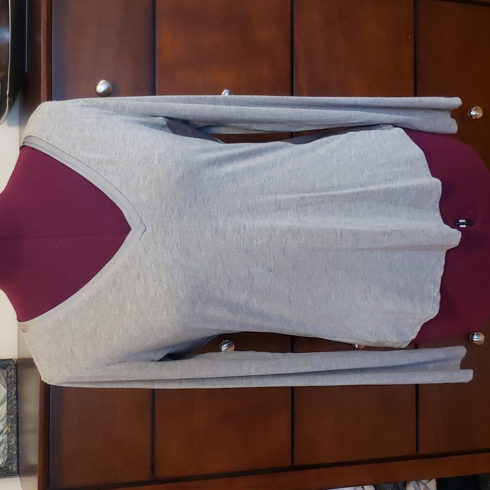 WHBM Mercury Grey Long-Sleeve V-Neck Layering Tee, Layering T-Shirt, Size XS